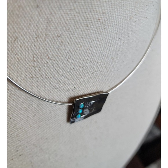925 Sterling and Opal Necklace Signed Didae Modernist Hammered Design - Picture 2 of 9